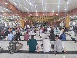 Jamaah Seluruh Indonesia Hadiri Shalat Jumat Perdana di Masjid Raya Shaful Khairaat Sofifi