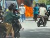 Diduga Korsleting Kabel, 1 Unit Angkot Hangus Terbakar di Jalan Raya Labuha