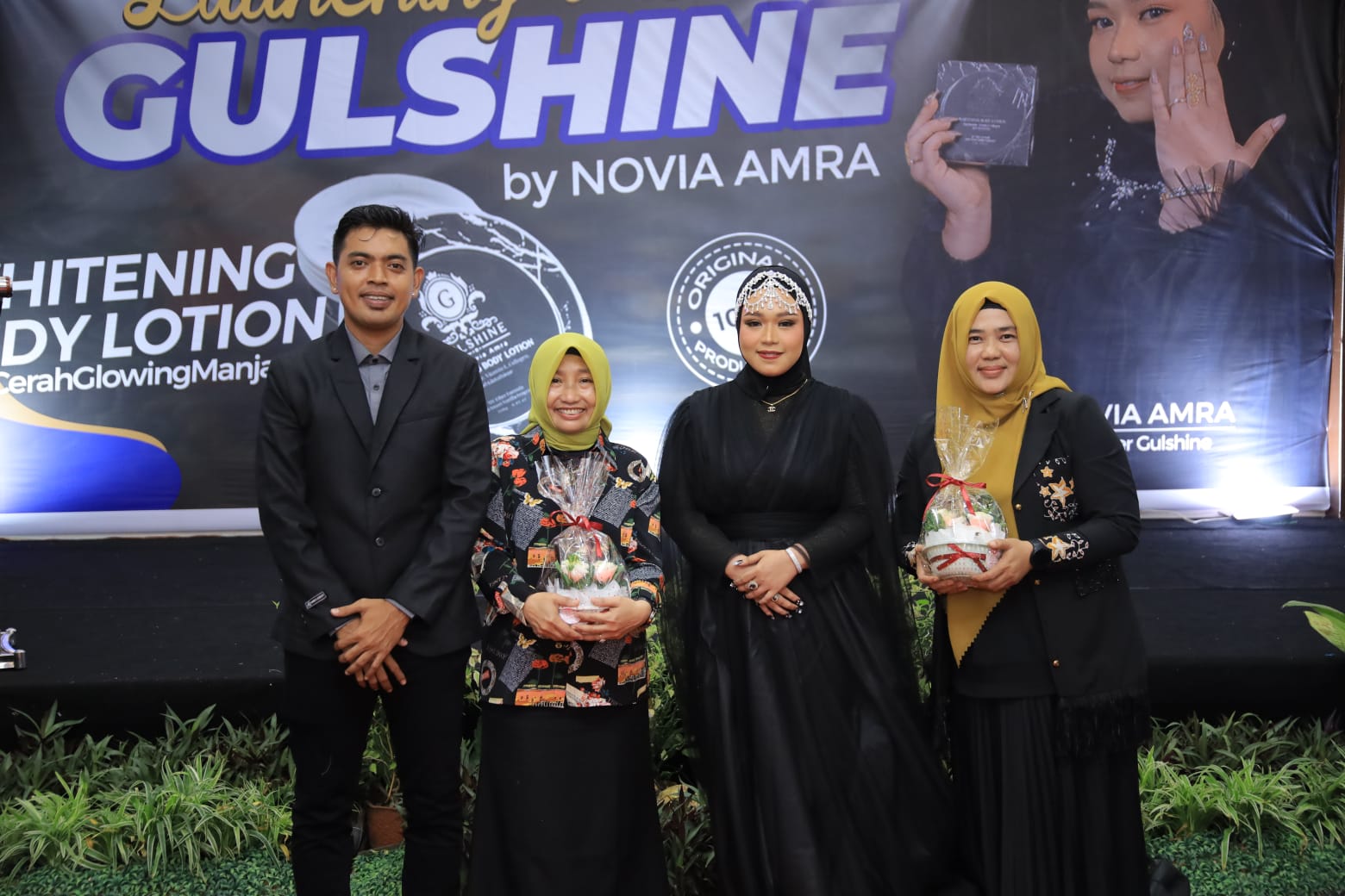 Produk kosmetik kecantikan bernama Gulshine Whitening Body Lotion resmi dilaunching, di Ternate, Maluku Utara.