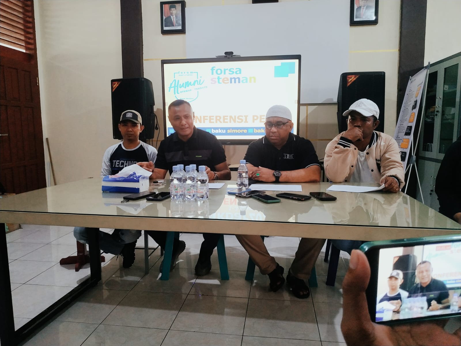 Forum Silaturahmi Alumni (Forsa) Steman Ternate menggelar reuni akbar, Rabu, 01 Maret 2023.