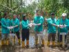 IWIP Gandeng Masyarakat Tanam Mangrove Lindungi Kawasan Pesisir