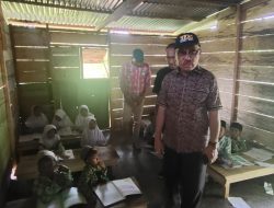 Bupati Halmahera Barat Hibah Gedung Bagi Madrasah Ibtidaiyah Alkhairat