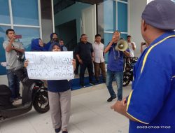 Rubah Nama Bacaleg, Kantor DPW Nasdem Maluku Utara Diserbu Puluhan Kader