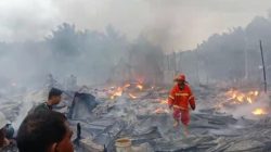 Sejumlah Rumah dan Kios di Pasar Kao Halut Hangus Terbakar