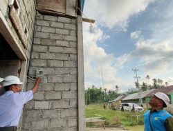 Warga di 2 Desa di Halmahera Utara Dapat Pelayanan Lisdes dari PLN UIW MMU