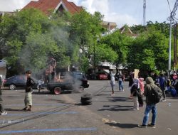 Persoalan Sengketa Tanah, Puluhan Warga Kalumpang Demo di PN Ternate