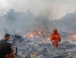 Sejumlah Rumah dan Kios di Pasar Kao Halut Hangus Terbakar