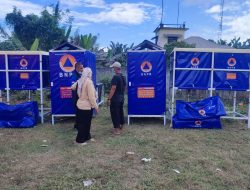 BPBD Halmahera Barat Sediakan 10 Unit Toilet Portabel Bagi Pengungsi